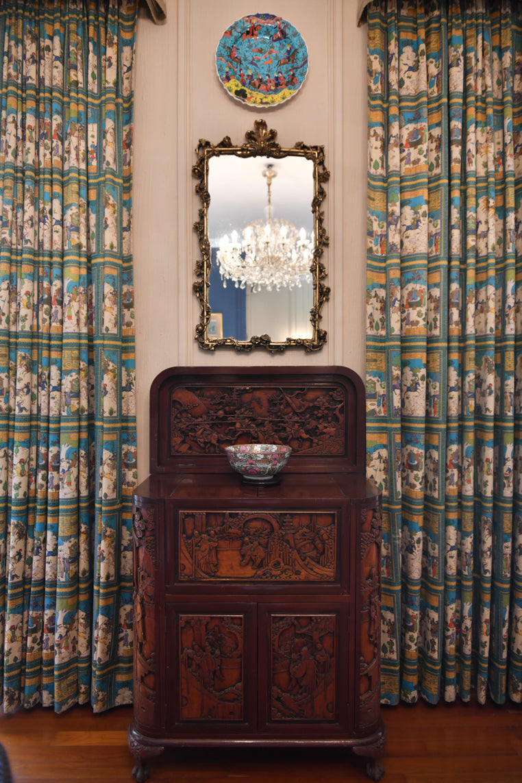 Royal Drapes