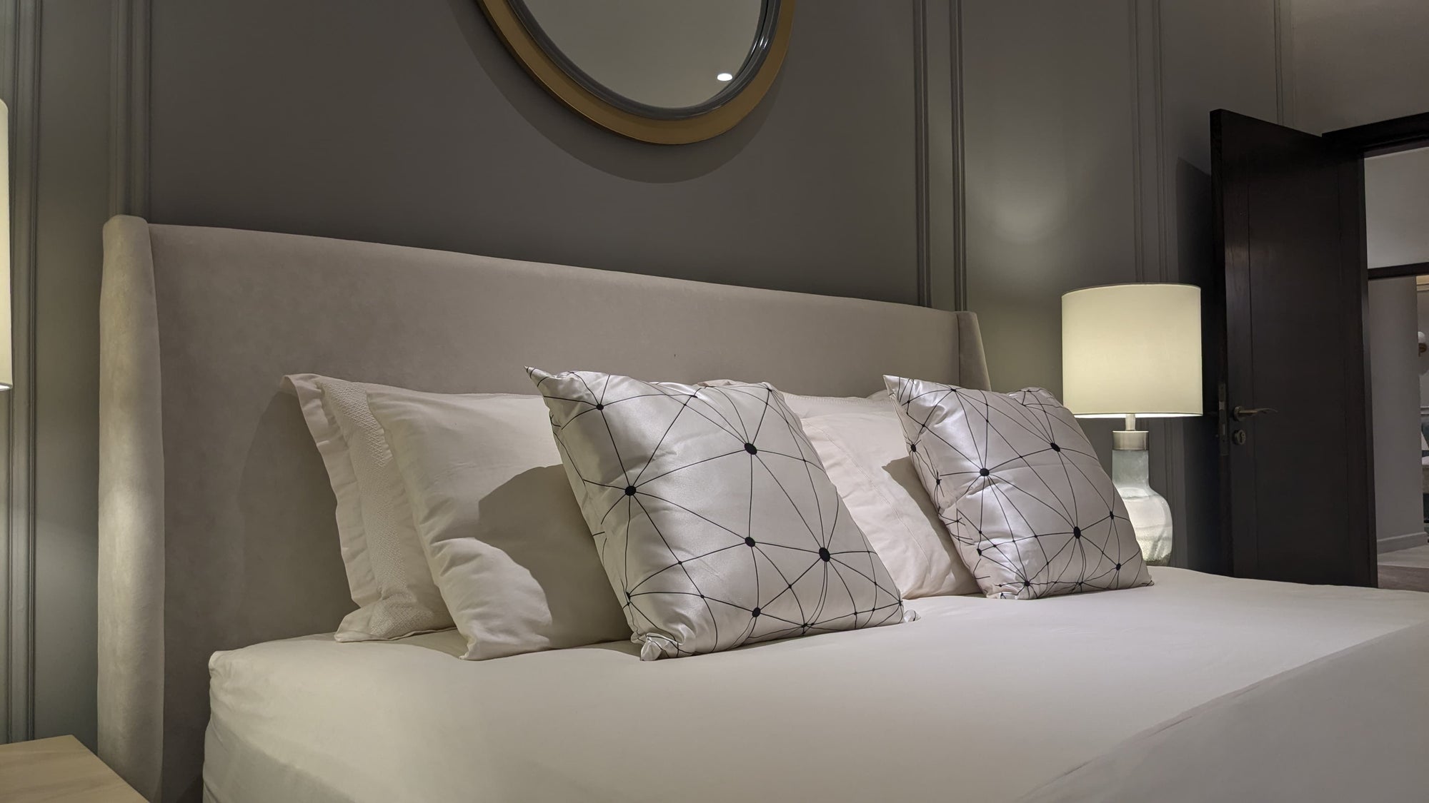 Architect Line Cushion